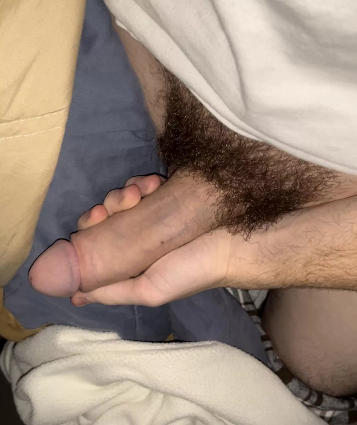 (22) I’m so hard rn… posted by ComplexComfortable71