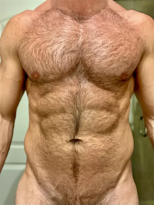 (47) Up close by Vin_K610