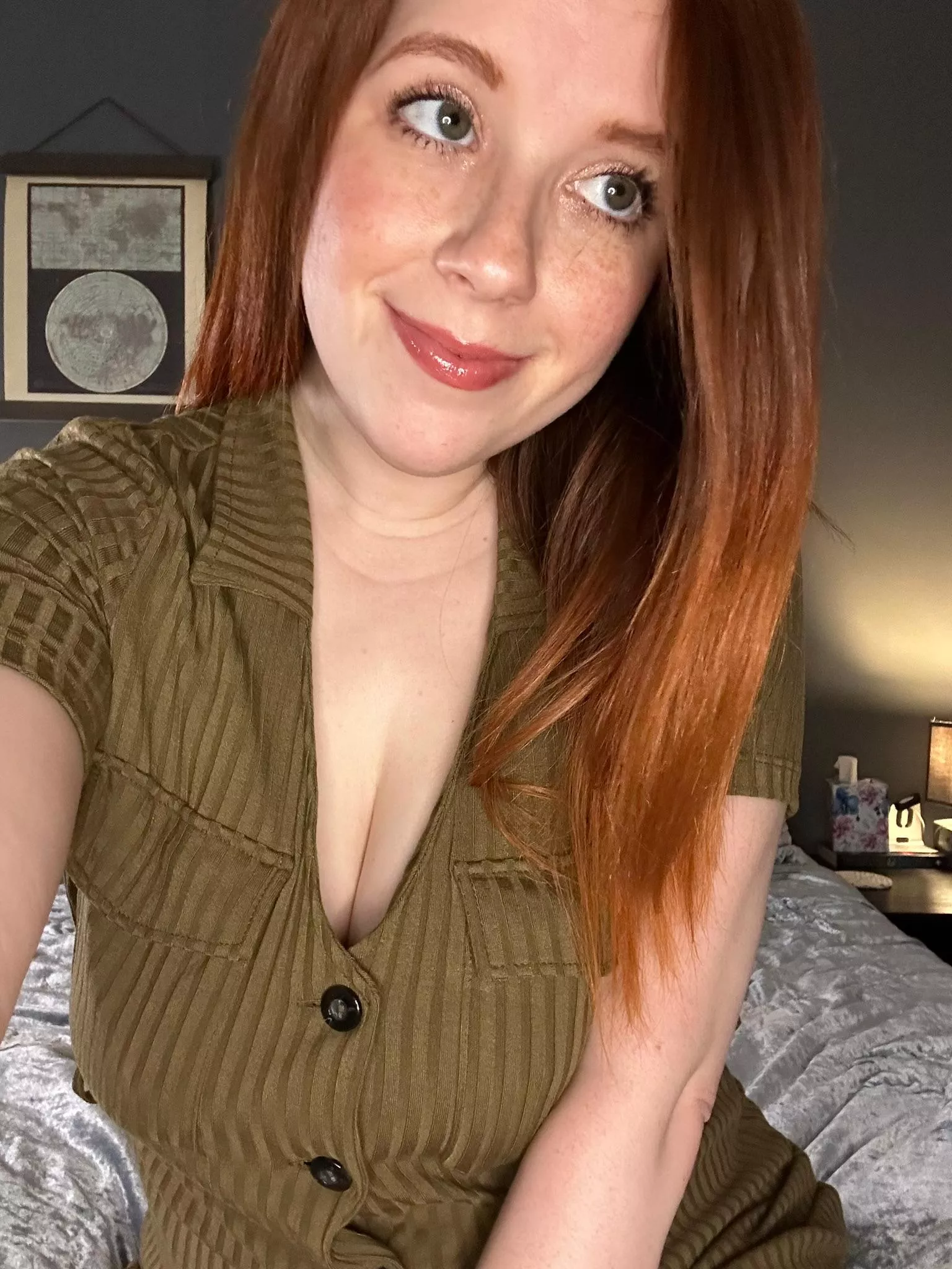 Dressed up for Saturday night (F) posted by snildeep