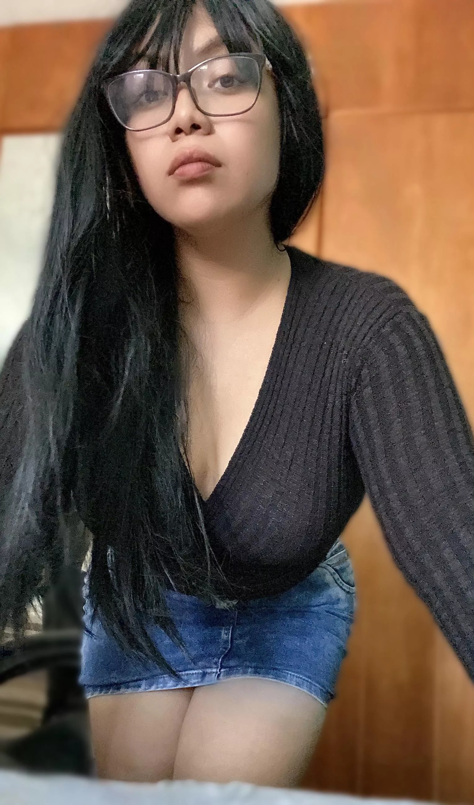 Feeling a little bit serious (F) posted by SexyAzucena