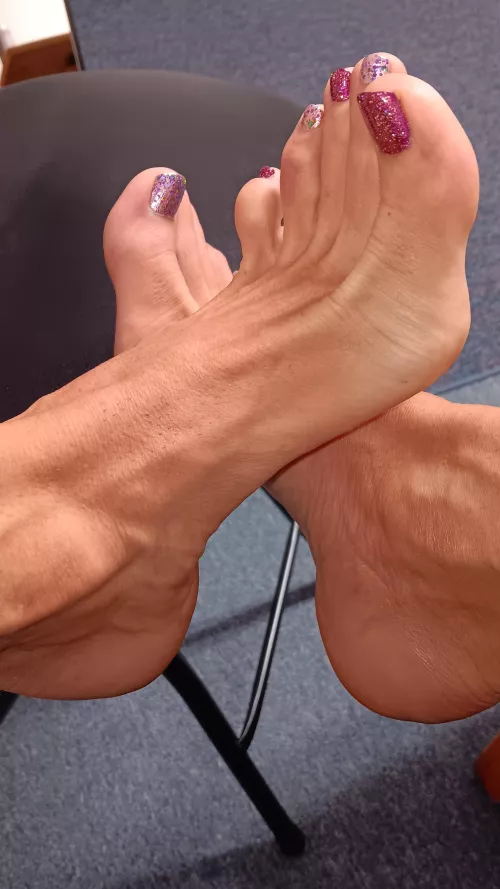 Feet pic before work  by feetlovinggirlyguy