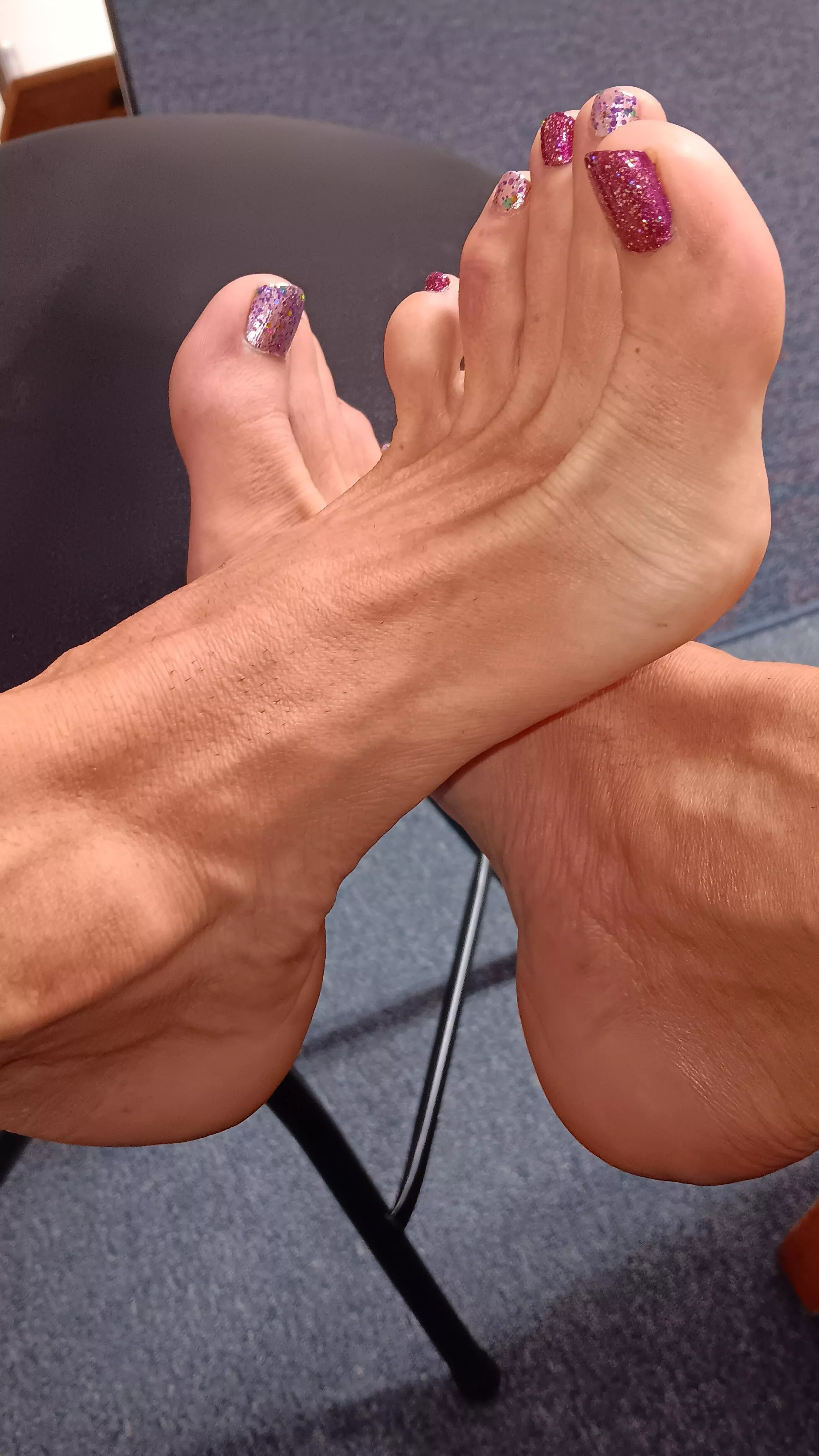 Feet pic before work  posted by feetlovinggirlyguy