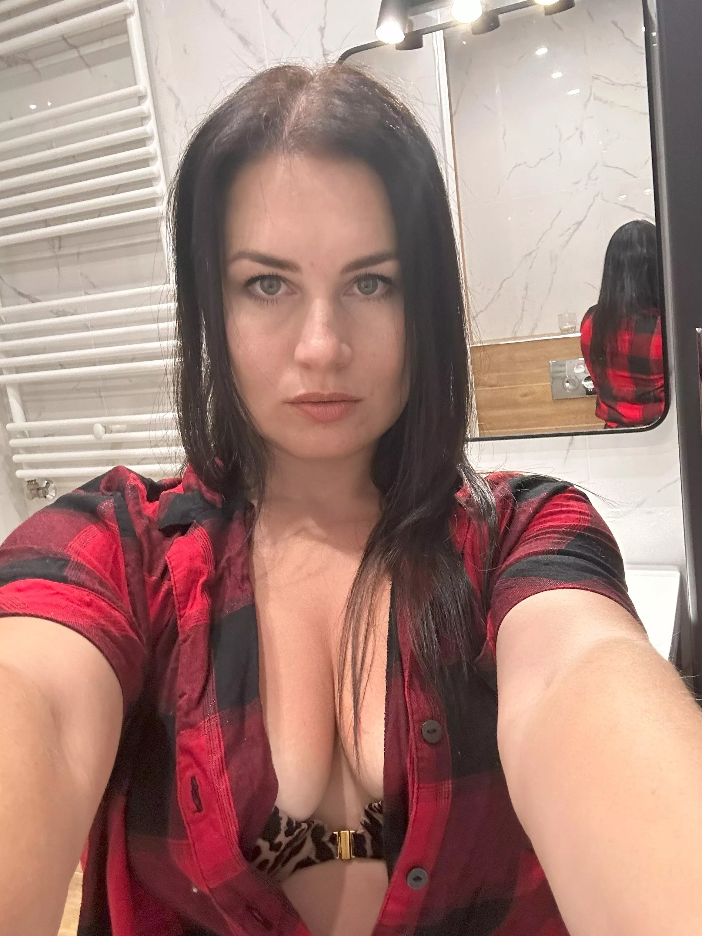 Red always gets the most attention posted by frimbingpaunching