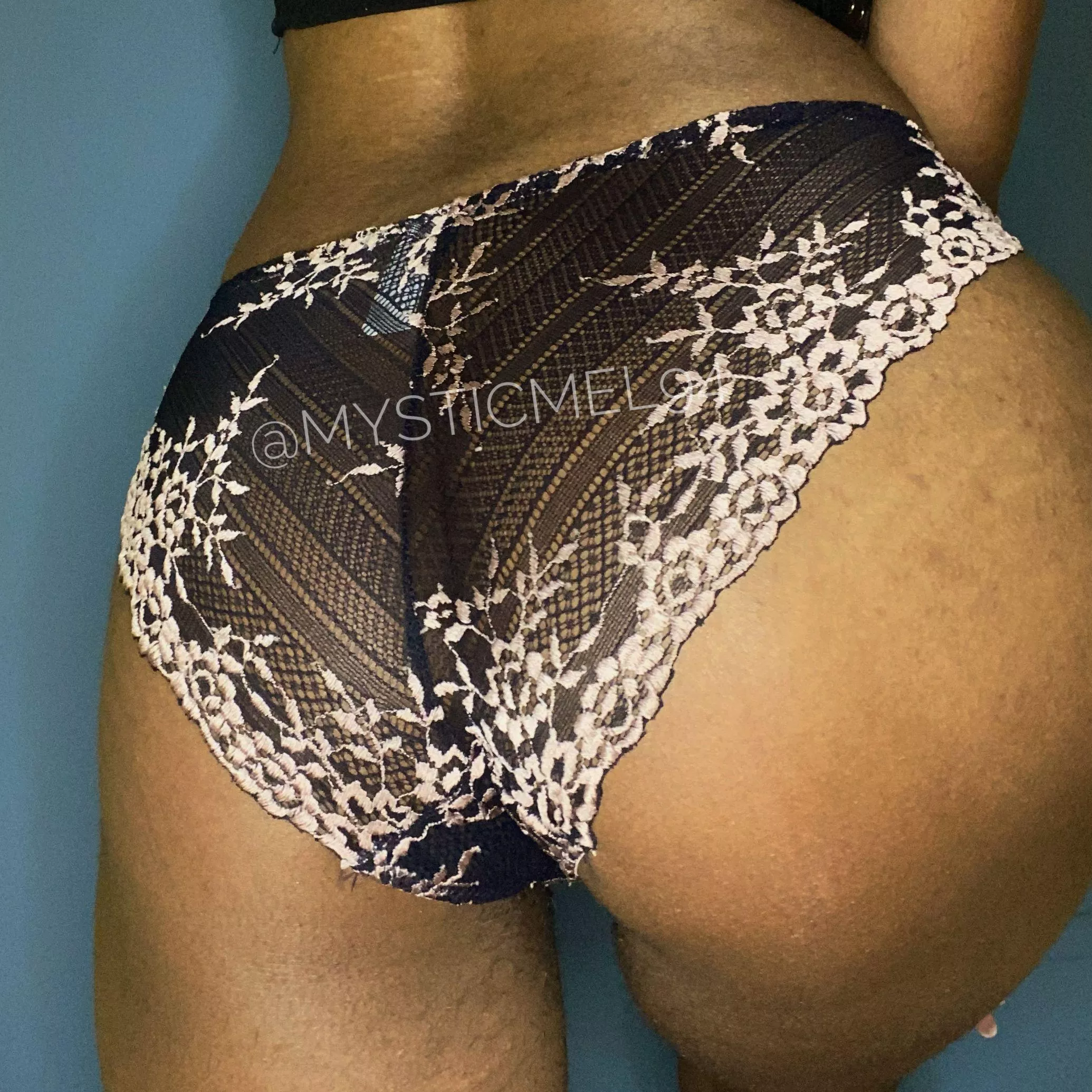 [selling] Happy Sunday Funday! Book your wear now! [pty] 👙🍑 posted by mysticmel94