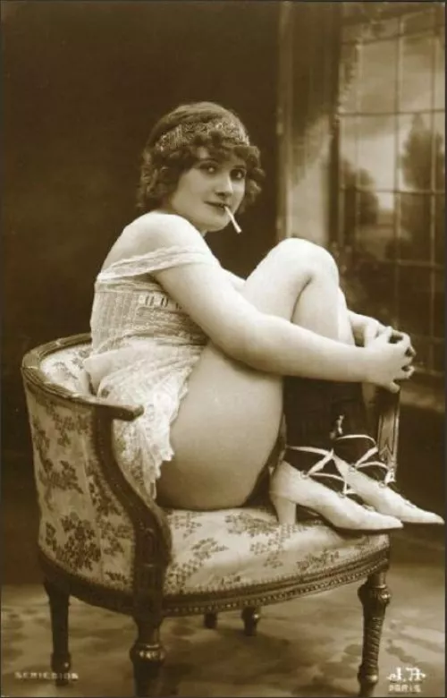 who knew there was a victorian smoking fetish? by Mundane-Employer-719