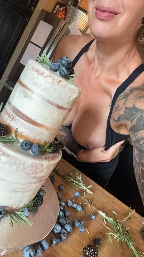 Are you prepared to experience your new favorite distraction by NakedNeighbour1985