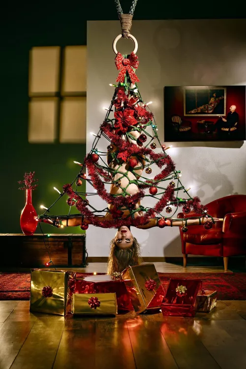 Which tie do you think was used for the inversion? by Moquitaz