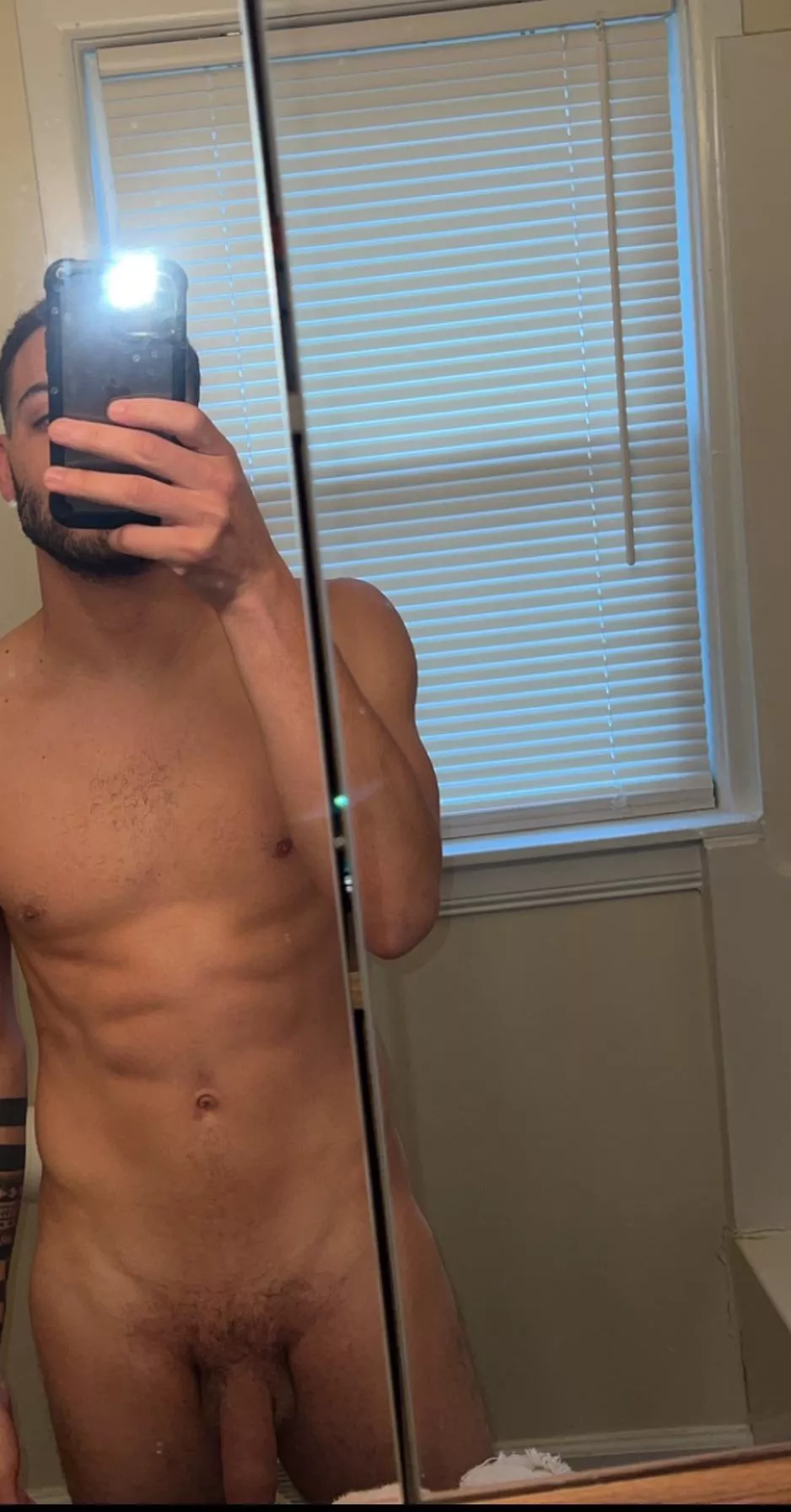 Any hotwifes in the Warren/Youngstowm area?  posted by Key_Ad7348