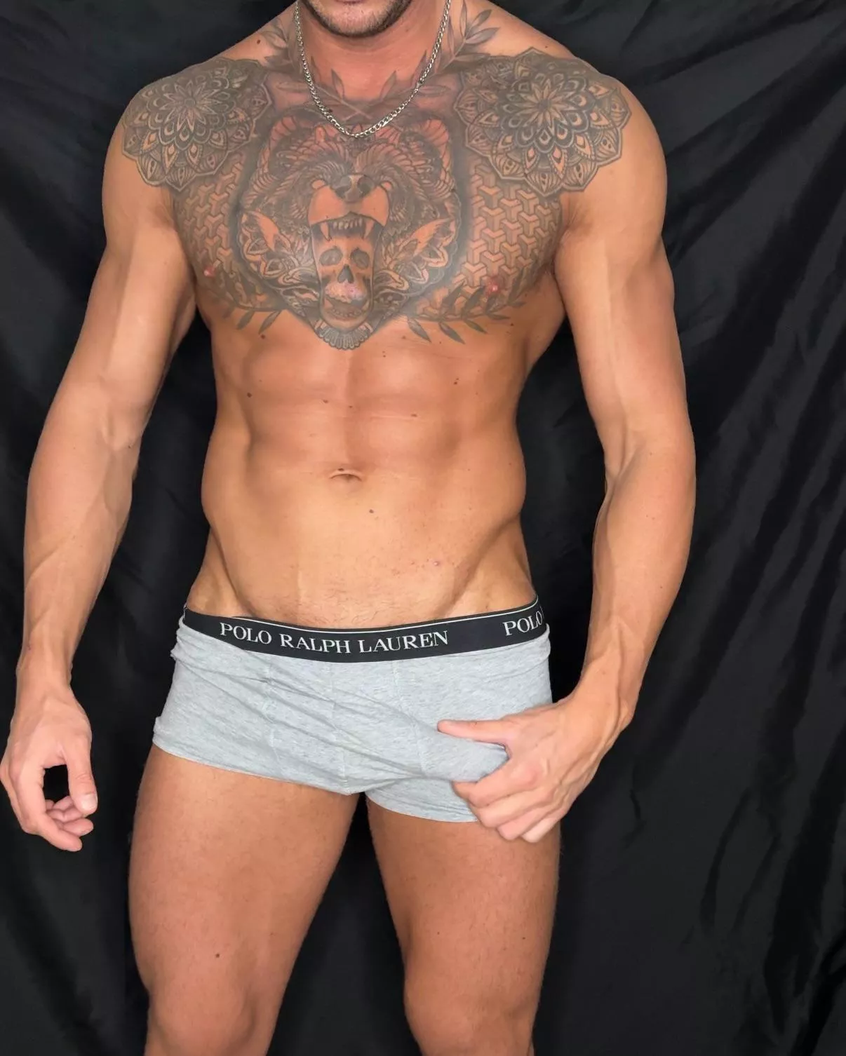 Beg to serve your master.  posted by ApolloTheCashMaster