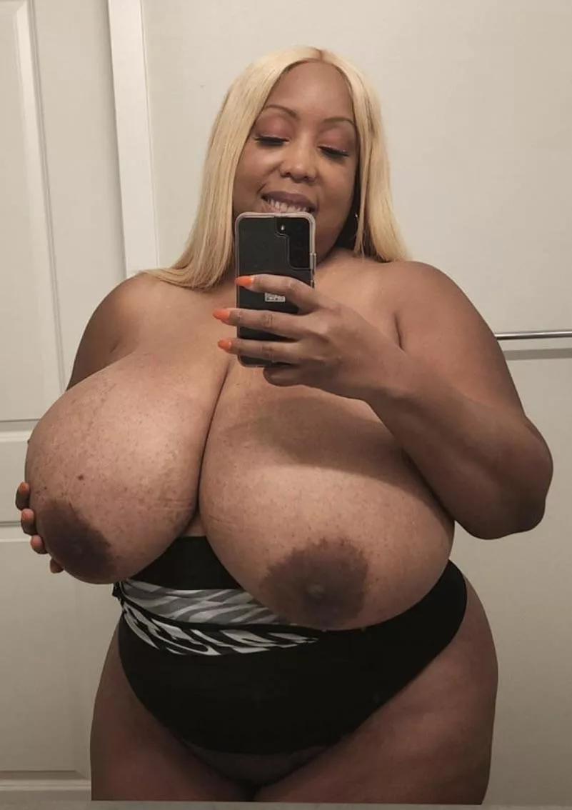 Biggums posted by MsKindaThick