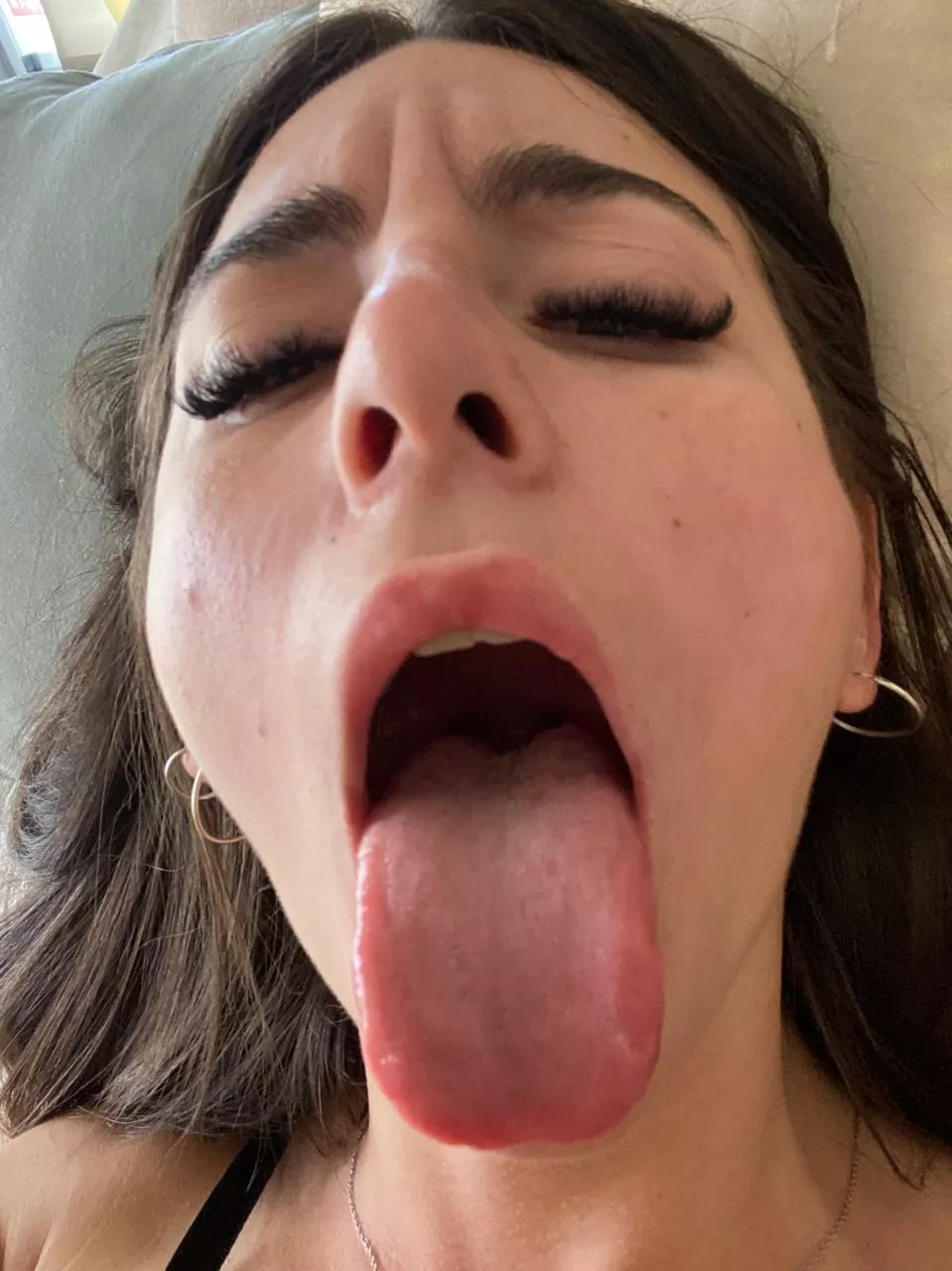 can you tell that I'm moaning at the same time? posted by Alpha_Radiant