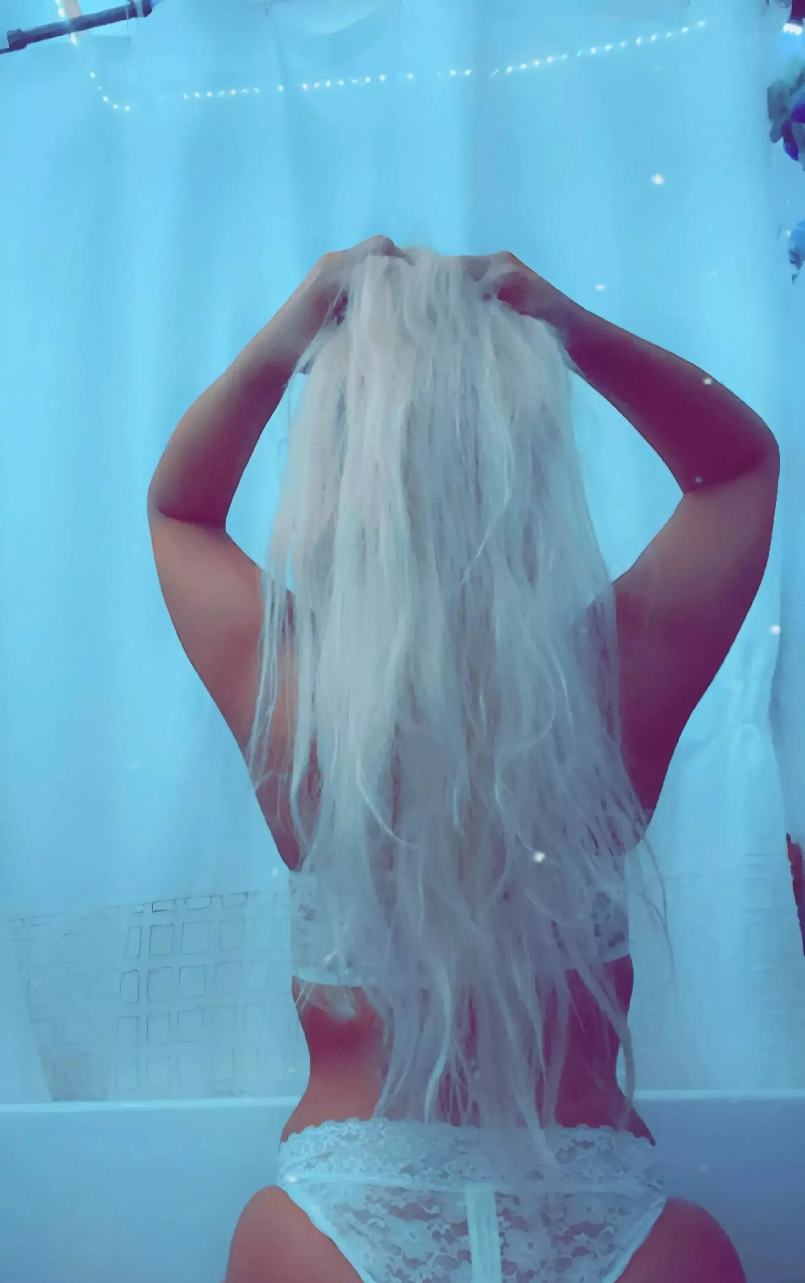 Come play with me before I get sleepyyy 😏 posted by External-Flamingo891