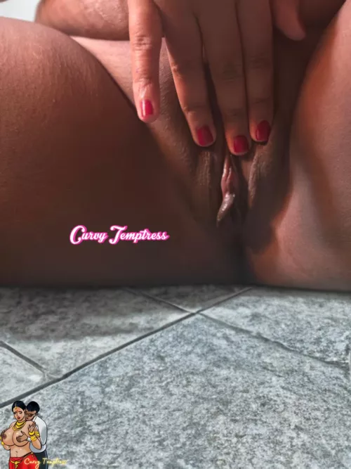 Hey sweetie, I made breakfast (f) by curvytemptress9