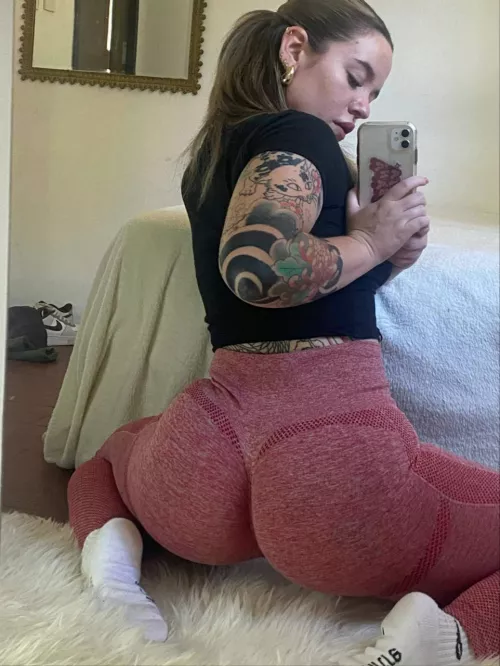 I just finished the workout very sweaty  by sweetangeell