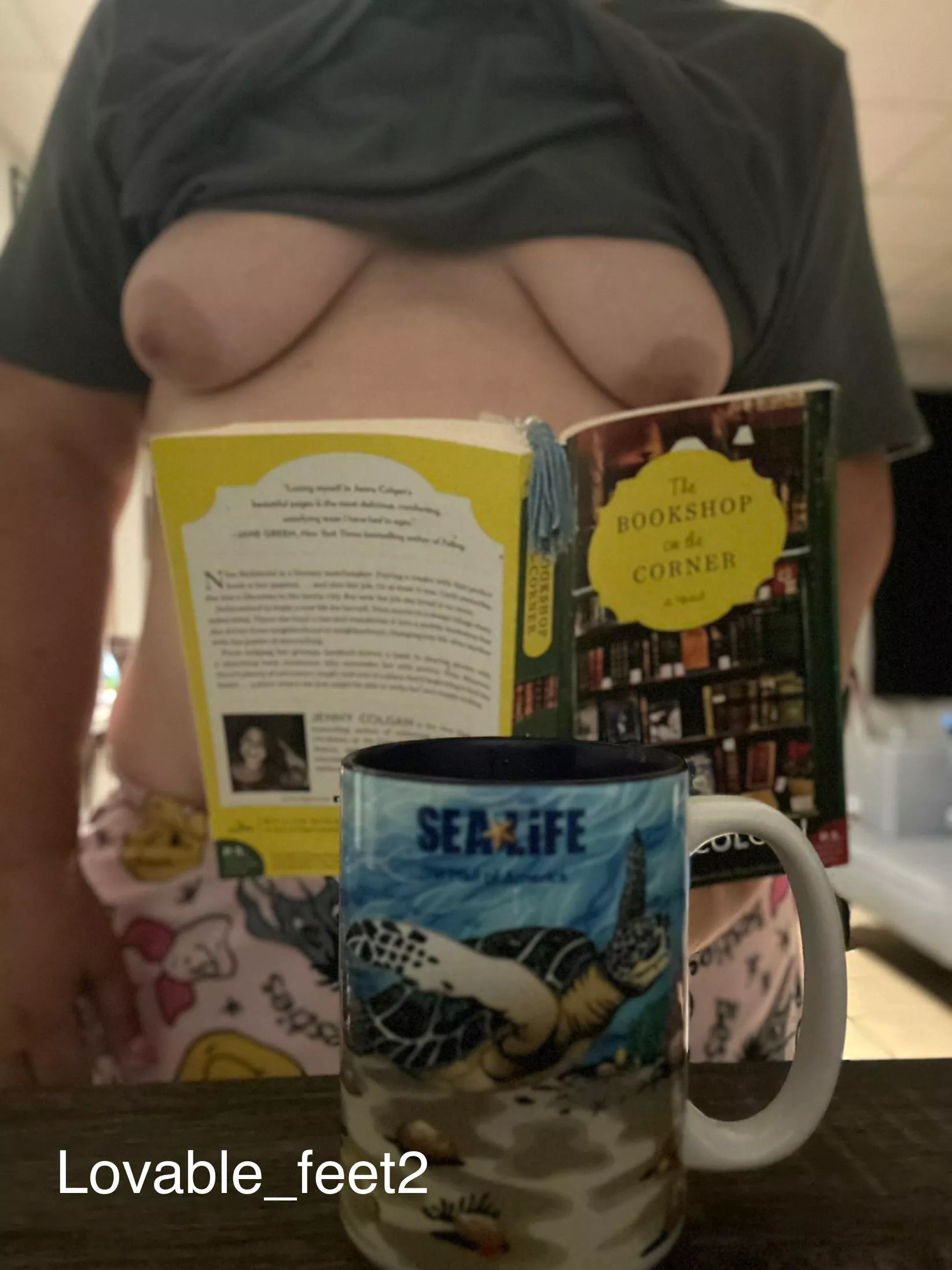 Middle of the week posted by lovable_feet2