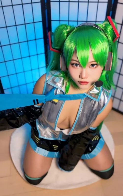 Miku from Vocaloid by (Sophia) by Sophia_cos