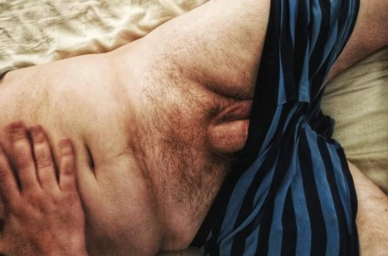 Perv-A-Thon 2024: Hair can be sexy, but it can also be healing. Link in the comments.... posted by fiver_reborn