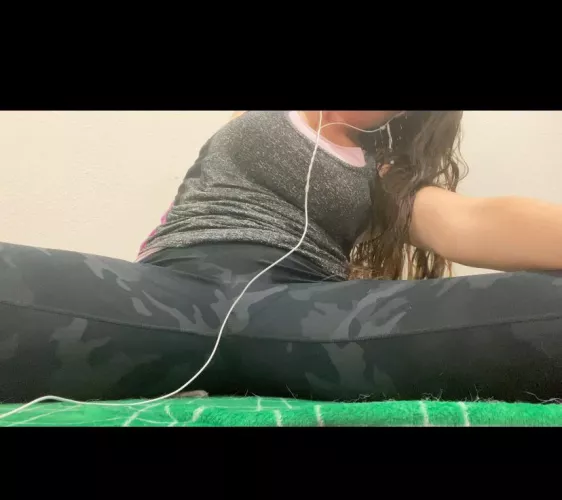 Post workout stretch  by DaiseeRose222