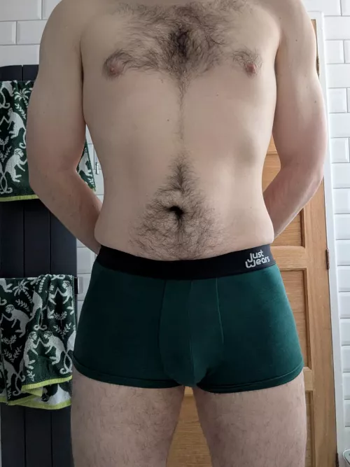 Slowly getting more comfortable with my body (31) by PurpleMonkey06