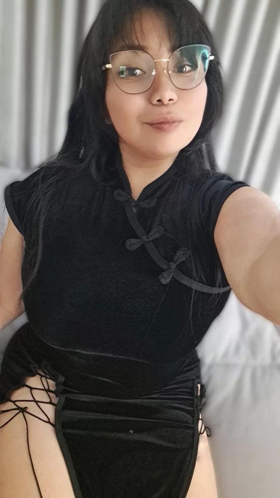 Trying out a new black dress (F) posted by SexyAzucena