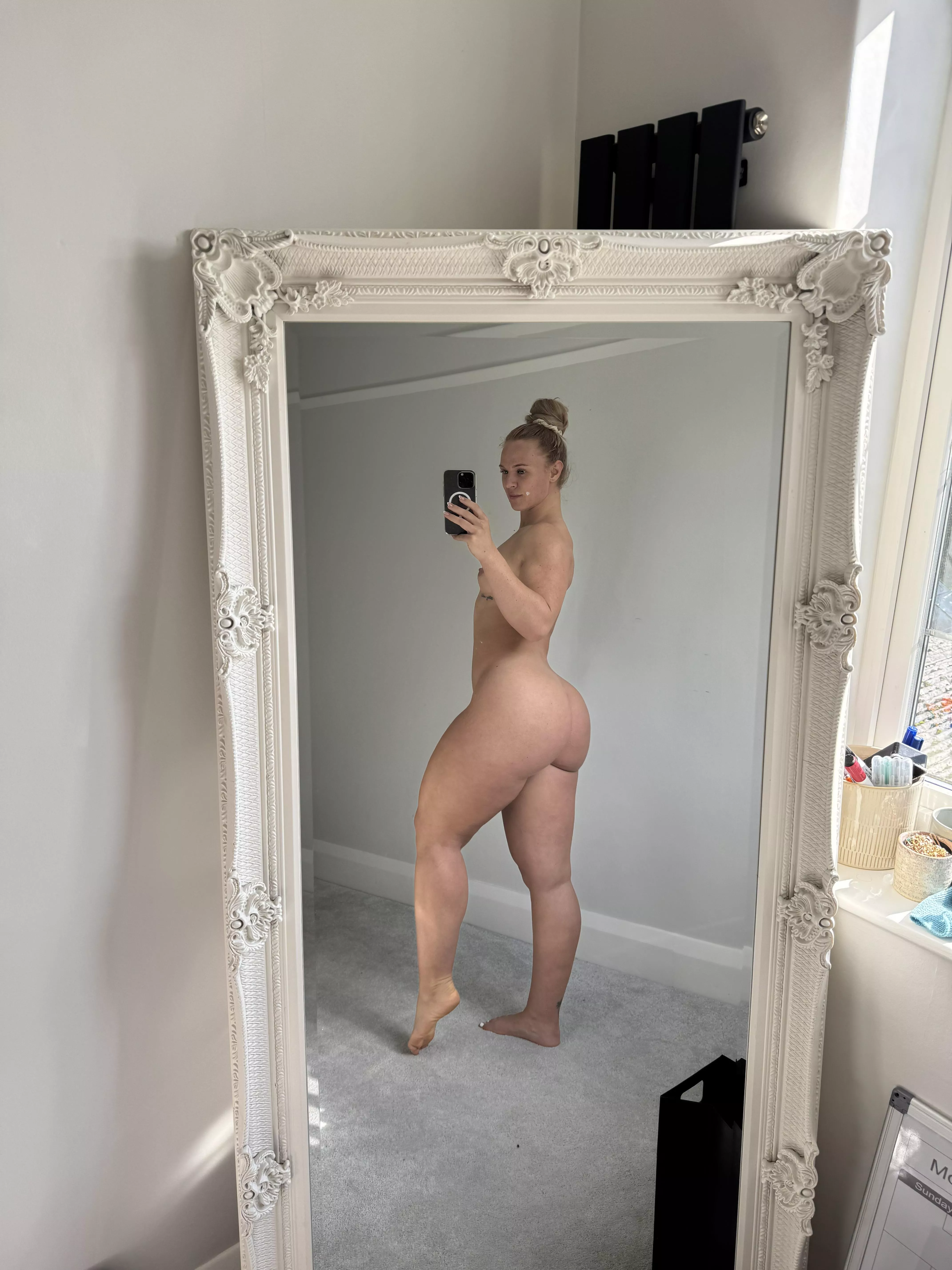 What’s your honest opinion on my shape? posted by SpicyySunshinne