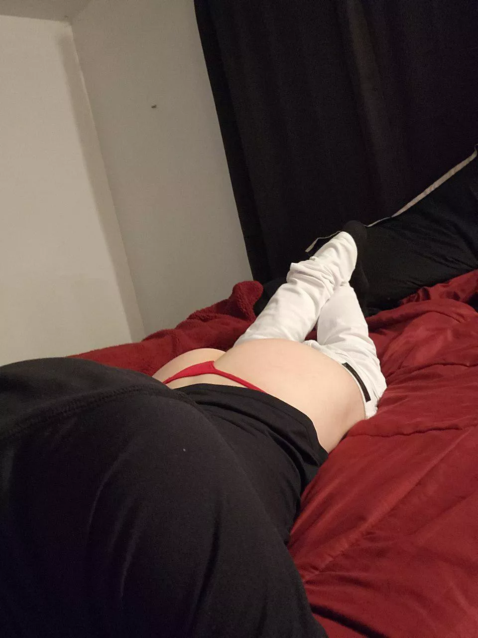 28 Whiteboi looking for BBC  posted by SnooChocolates8581