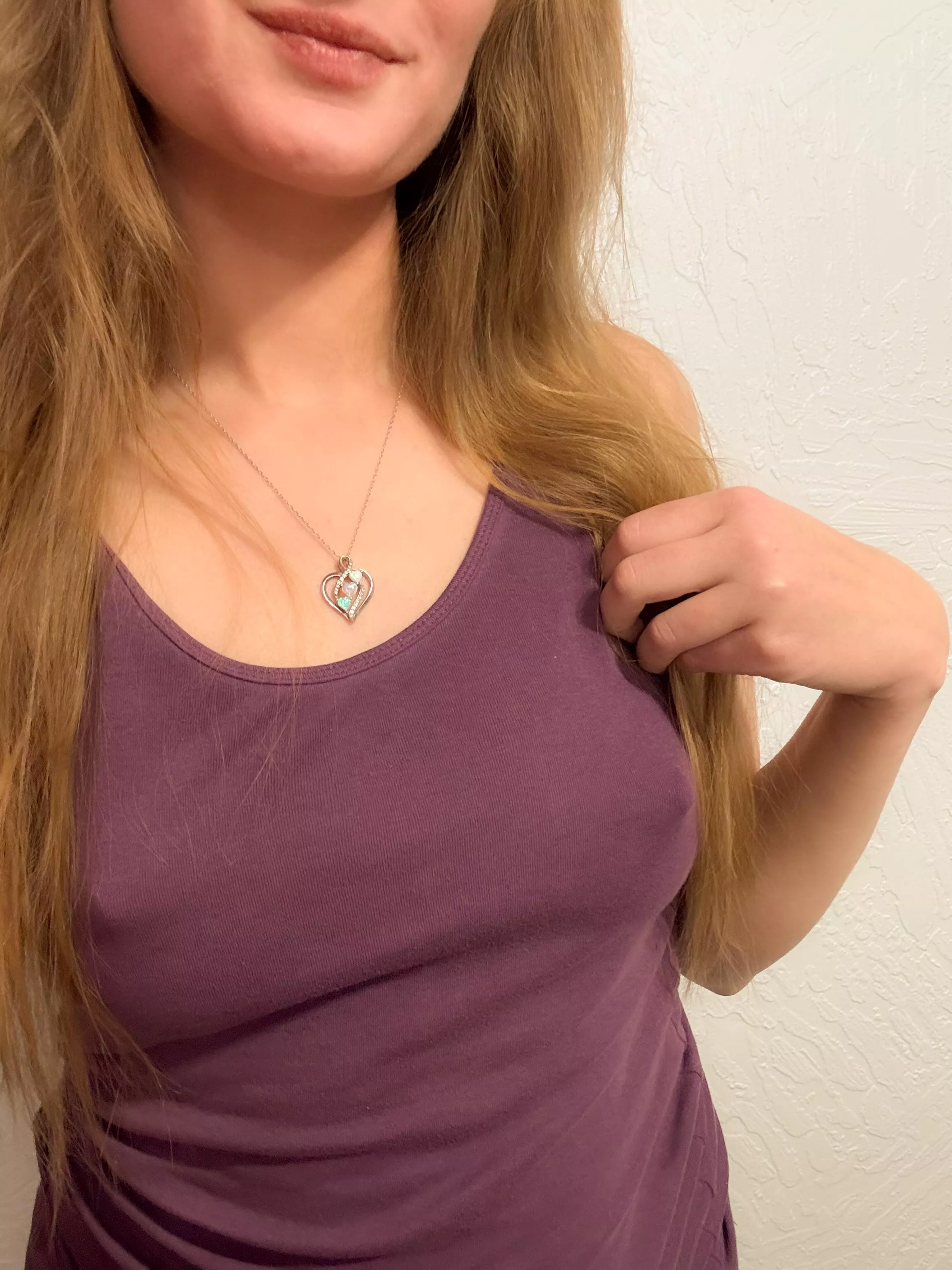 Bras are overrated posted by milfnight_sunshine