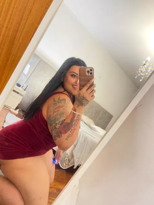 Come be naughty with me and eat  pussy
 by Internal-Skill-4699