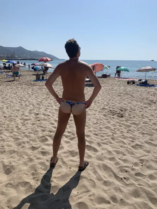 Like my speedo lines ?  by JonasDelvey