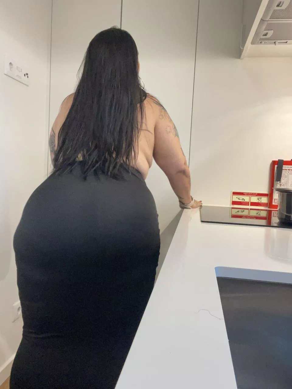 Wondering how many of u would breed me...
 posted by Internal-Skill-4699