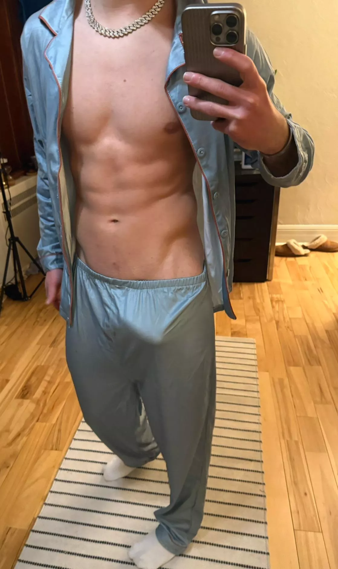 Are you coming to make me hard? posted by flavio_booy