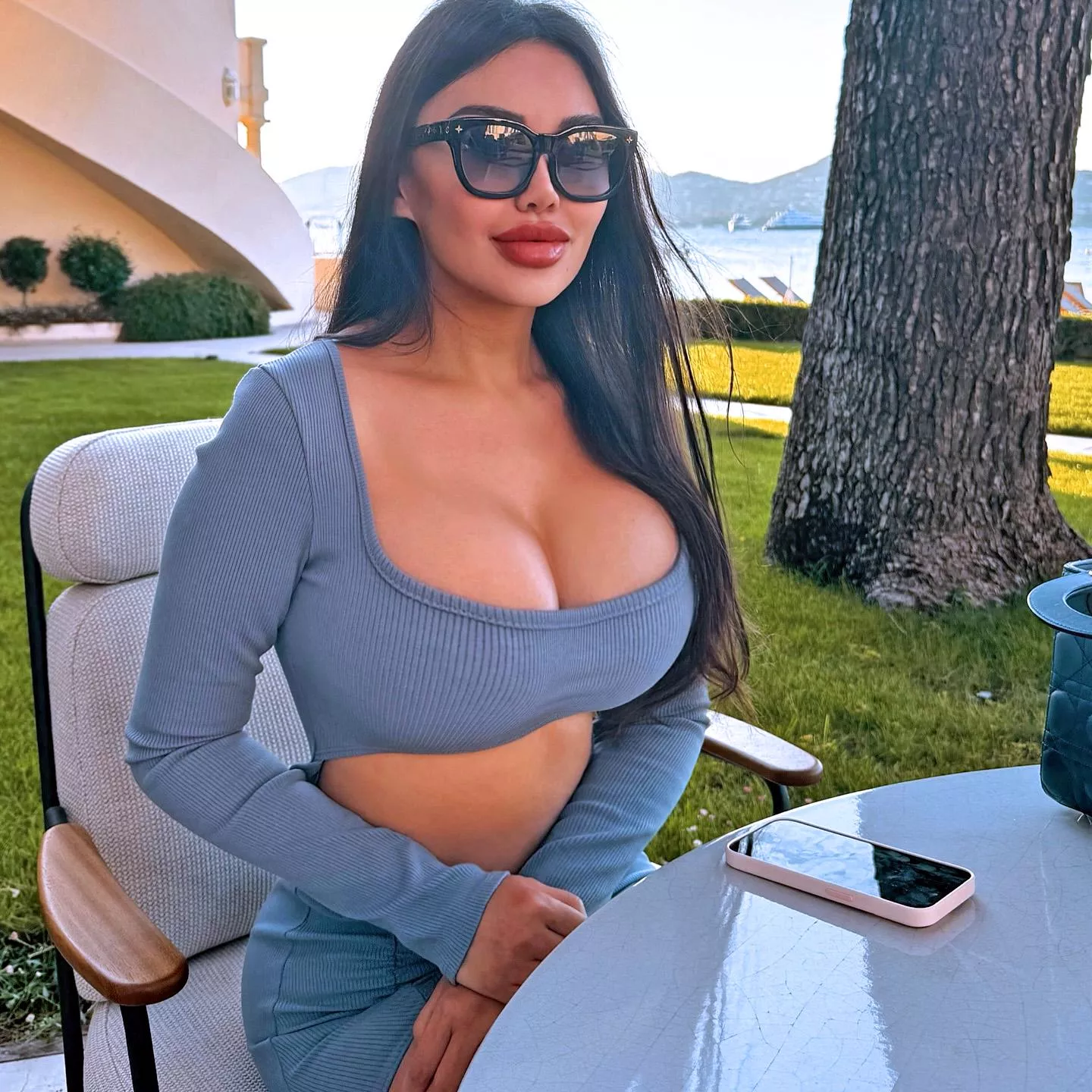 Asian Bimbo Lunch posted by DaSlutHunter