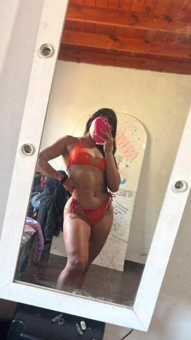 hometownhottie posted by Lovely77Princess