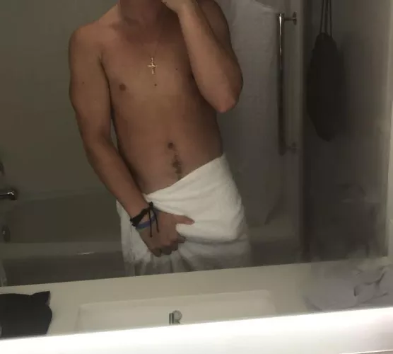 Hotel mirrors are the best  by bbyfceassan