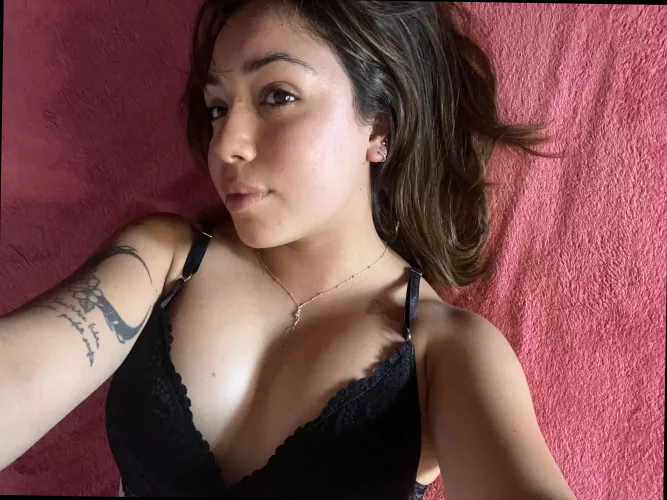 how do i look for an 18F  by Bubbly2Naughty