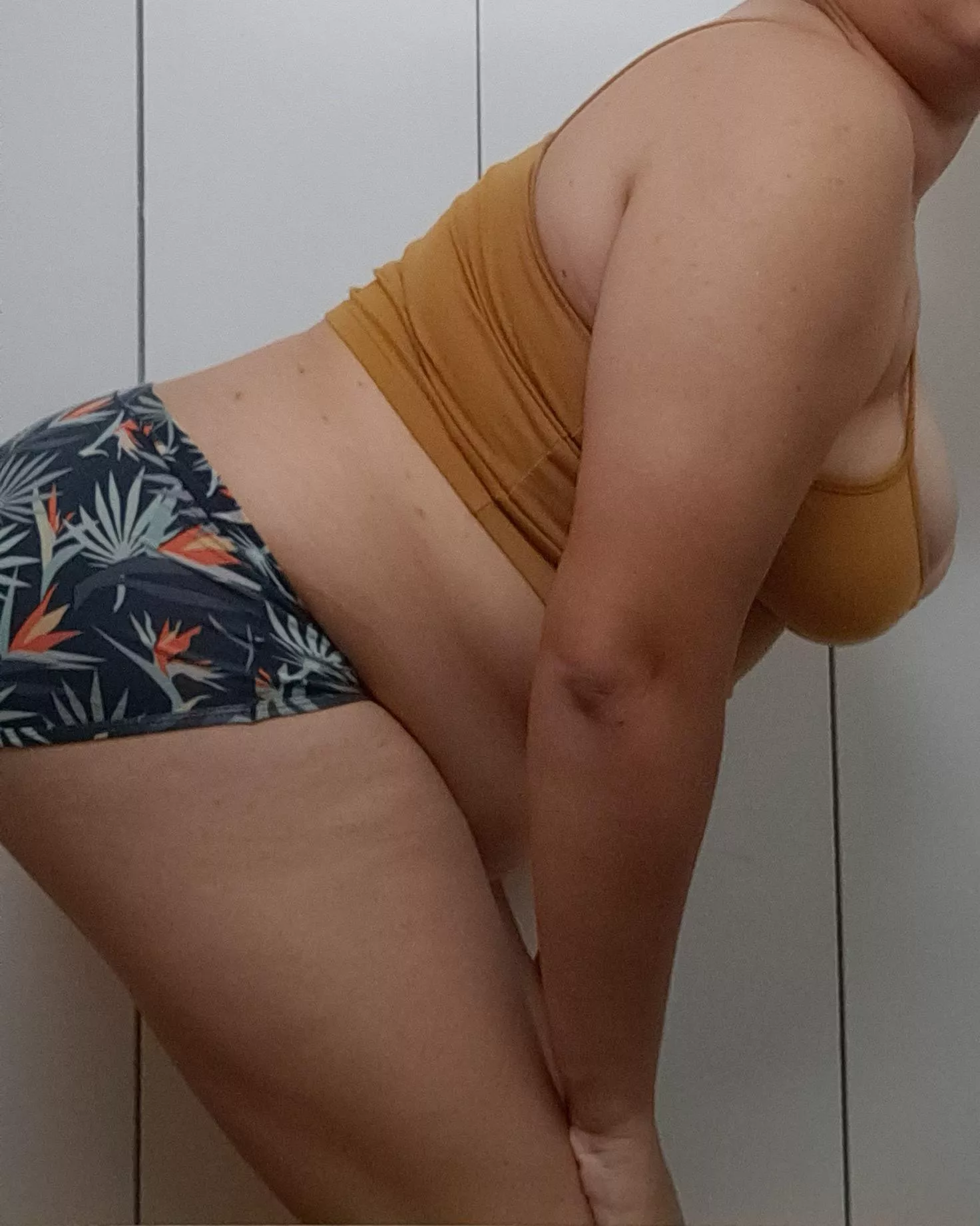 Insert thanksgiving pun about being stuffed  posted by Ellieerotica2