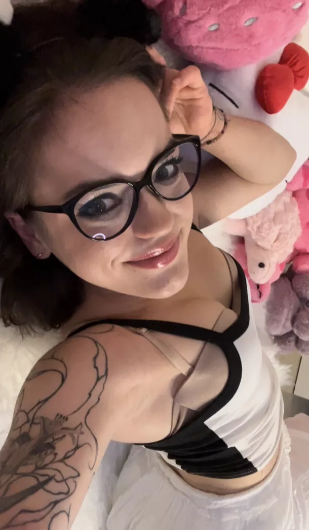 is nerd midget your type? posted by Zenobia_Utopia