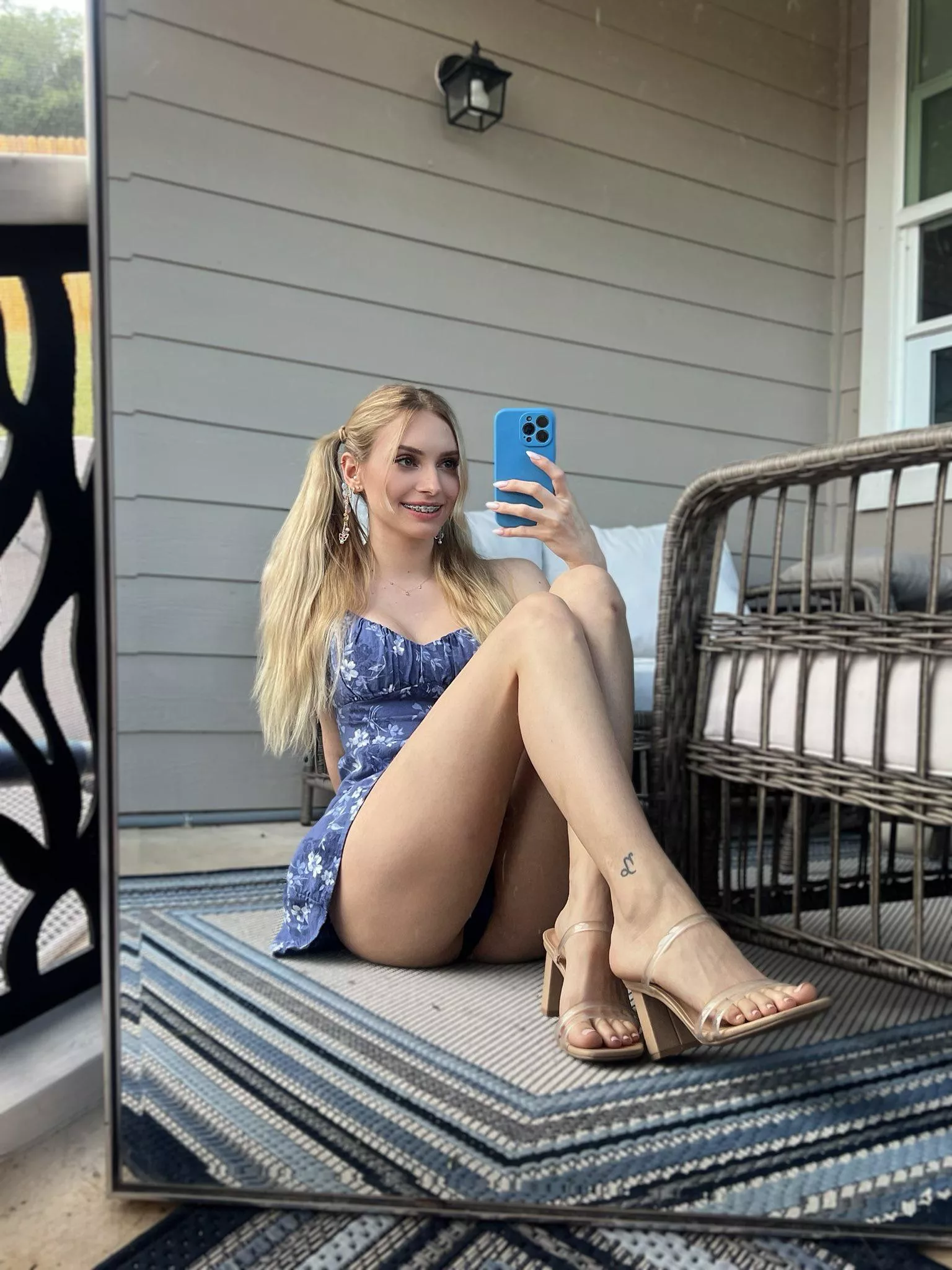 missing the warm weather  posted by novaruu_