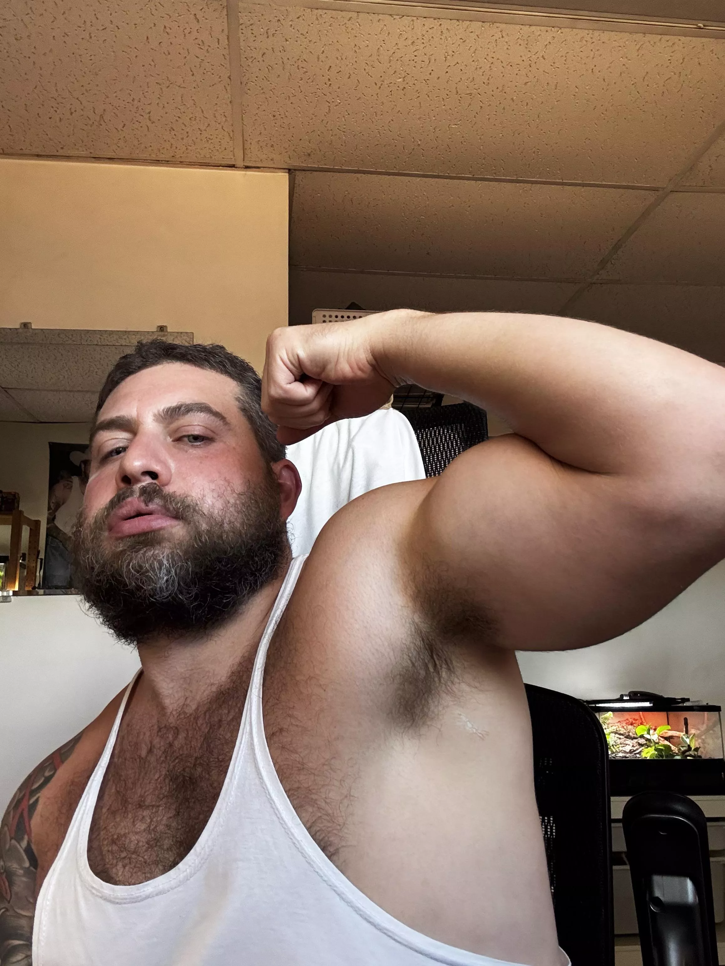 Need someone to sniff me posted by hulkthefrog