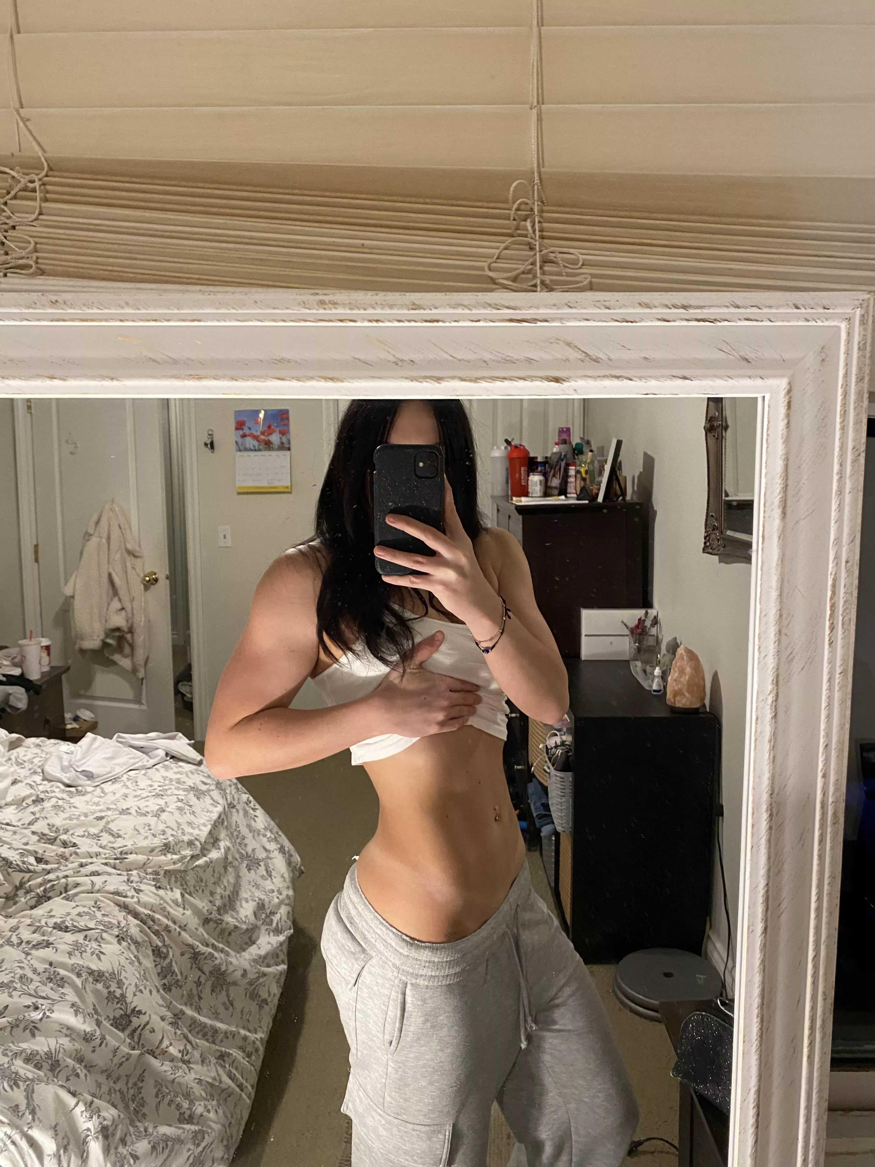 Post gym mirror flex at home 😚 posted by Serena-Stone-