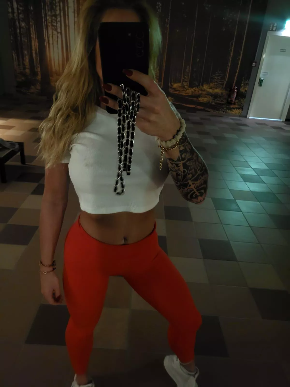 Rate my gym outfit is it too sexy  posted by k1nkyXcouple