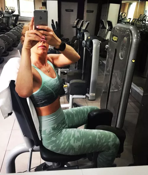 Selfie from gym by AlexandraHimmel