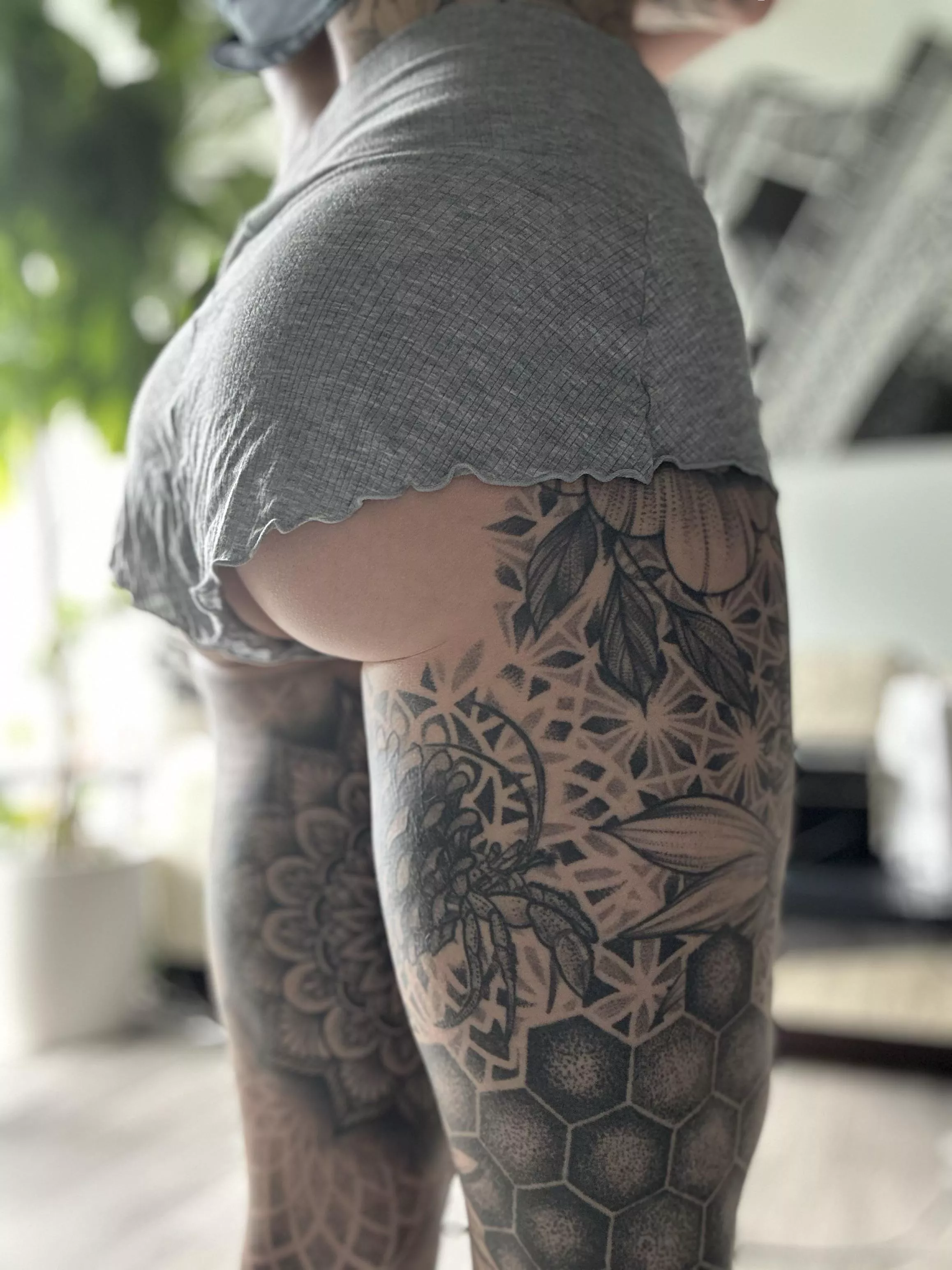 Trying Negative Underwear’s Whipped mini shorts, thick thighs make ‘em look real nice. posted by cc-amor