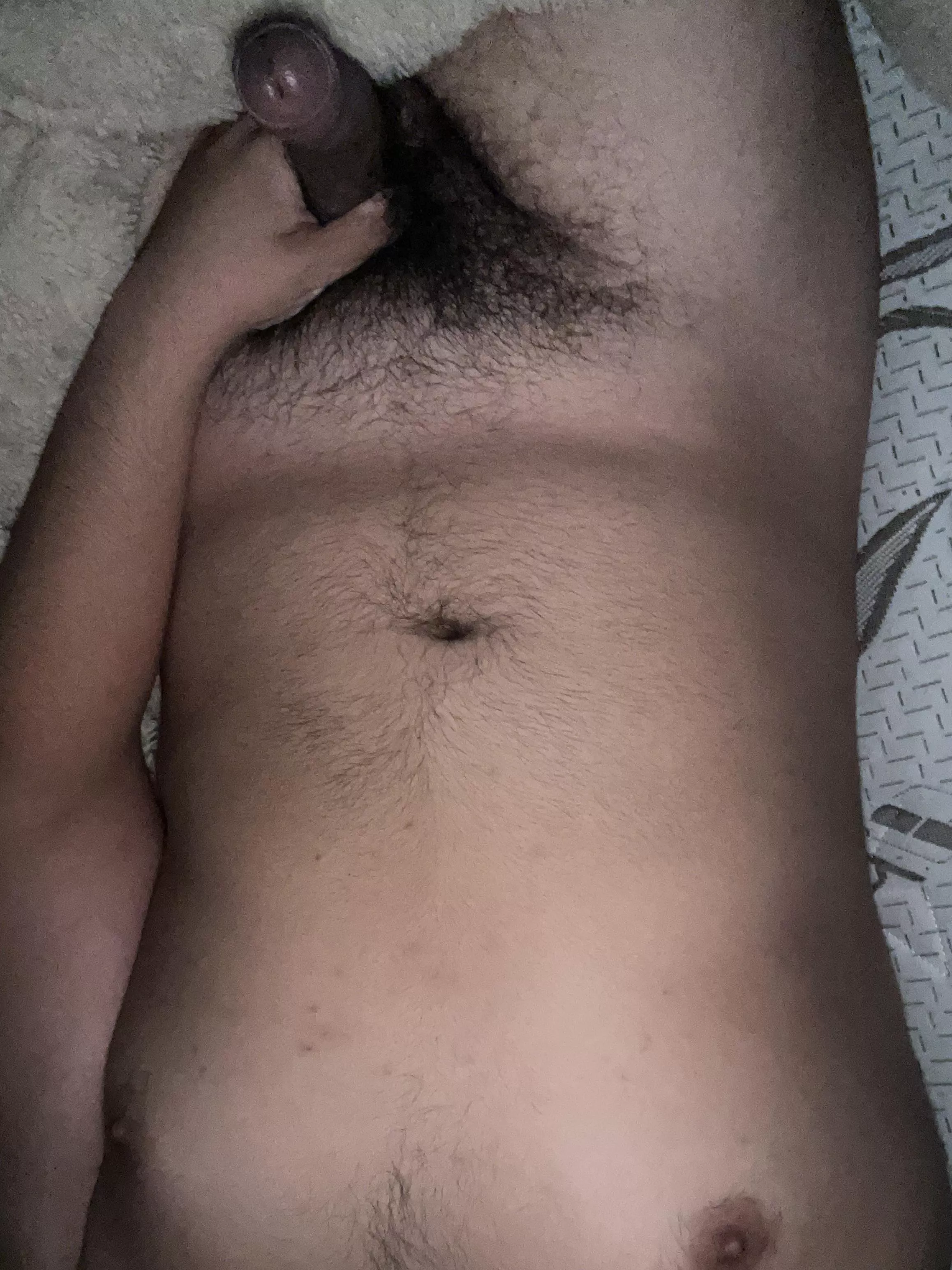 21, hmu  posted by CauliflowerOk8768