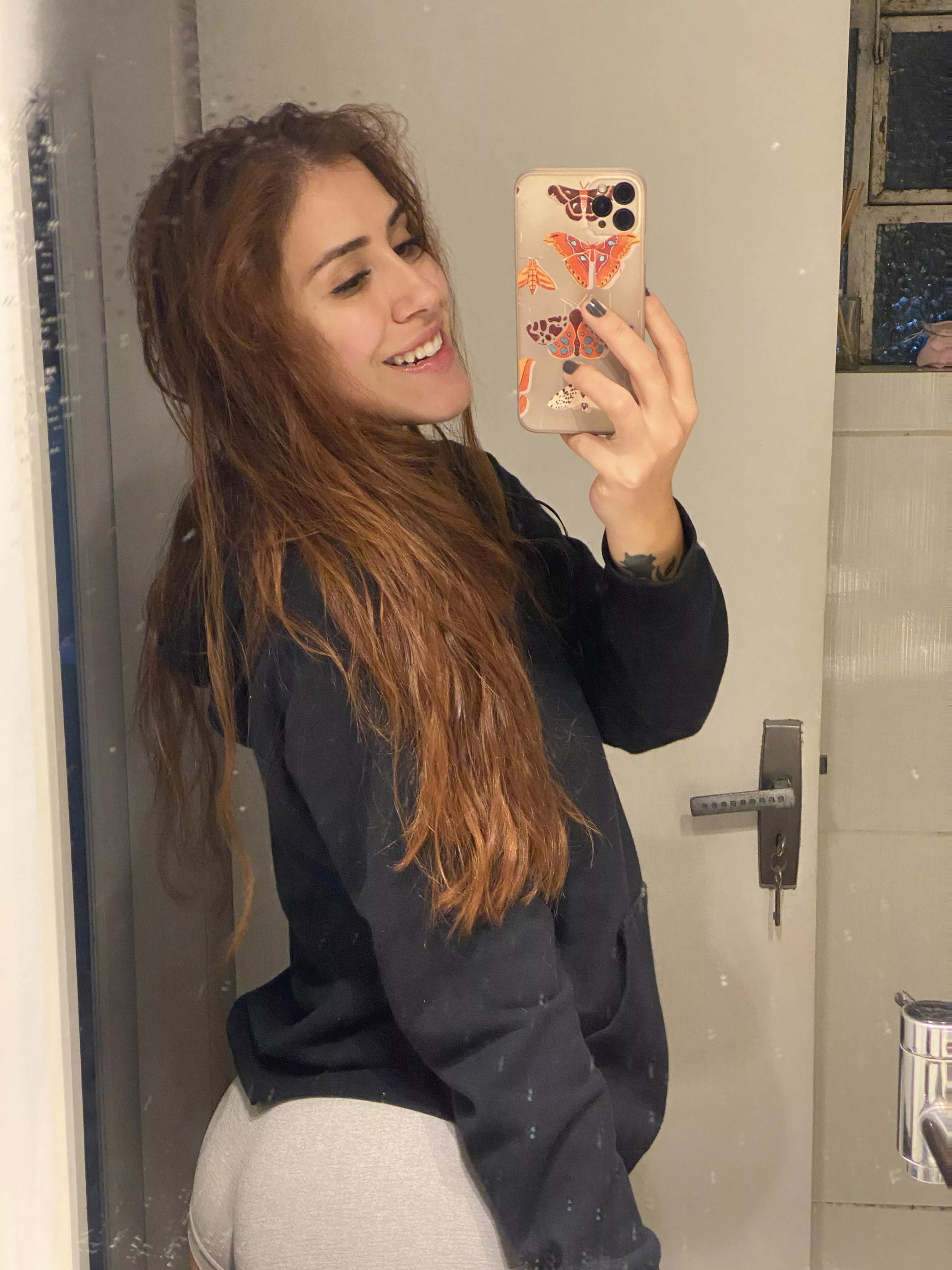 23 [F4M] Squats and jacket on point.  posted by RegalSaraswati