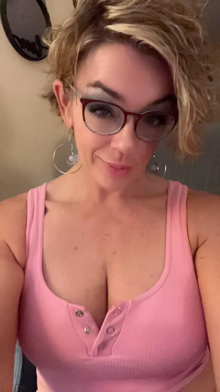 Do you want a mommy bj for thanksgiving posted by SashaSins555