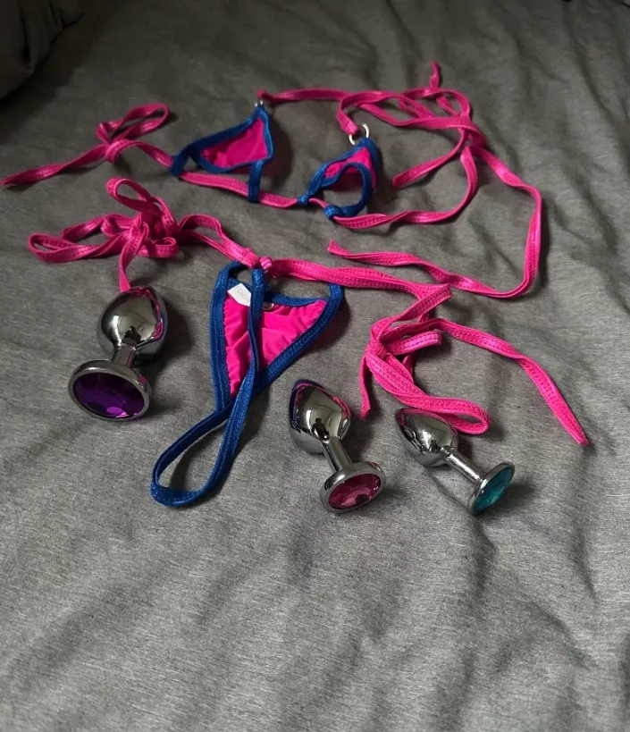 Found out my mom has sex toys
 posted by vyvy94