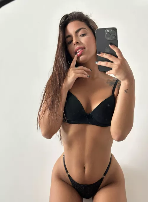 I’m thinking about all the ways I could make you want me. by luis20710