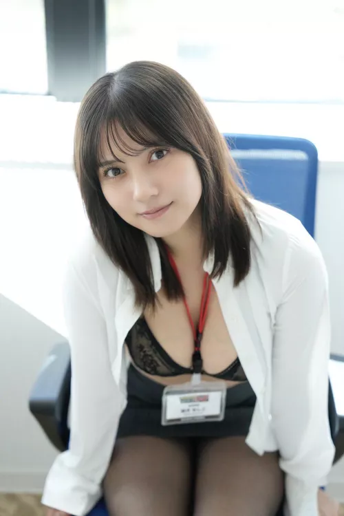 Nashiko Momotsuki by Thinkyfs