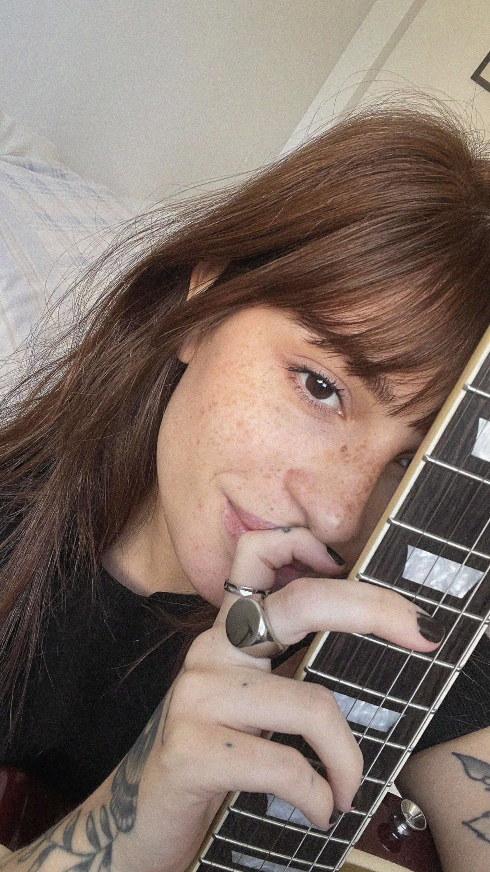 People use to say that music is a way to the heart posted by SweetPeachPuff0